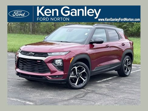 Used 2023 Chevrolet TrailBlazer RS w/ Sun and Liftgate Package AWD/4WD image 1