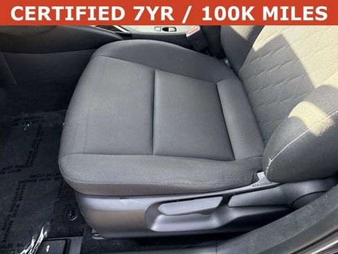 Used 2025 Toyota Corolla LE image 15
