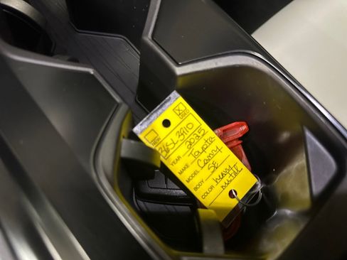 Certified 2025 Toyota Camry SE image 37