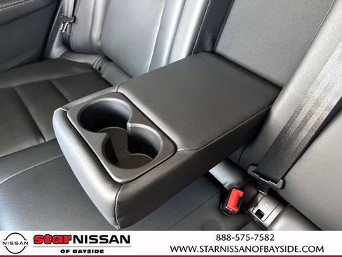 Certified 2021 Nissan Rogue SL w/ Premium Package image 18