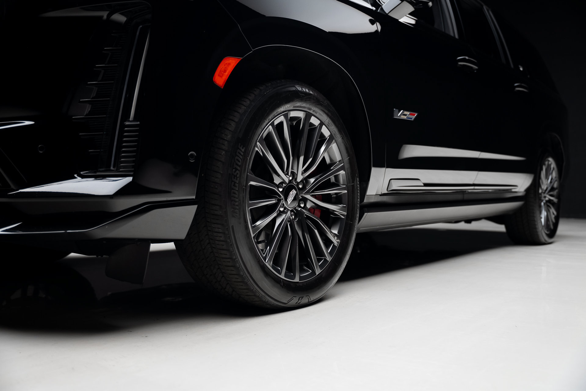 Used 2023 Cadillac Escalade ESV V AWD/4WD image 82