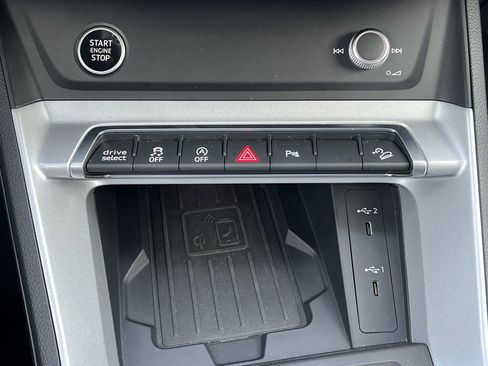 Used 2024 Audi Q3 2.0T Premium image 8