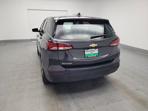 Used 2022 Chevrolet Equinox LS w/ LPO, Floor Liner Package image 6