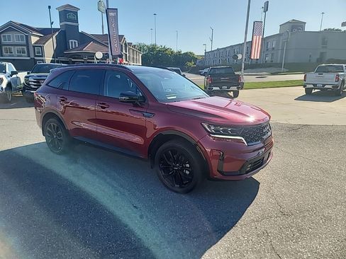 Certified 2023 Kia Sorento SX image 1