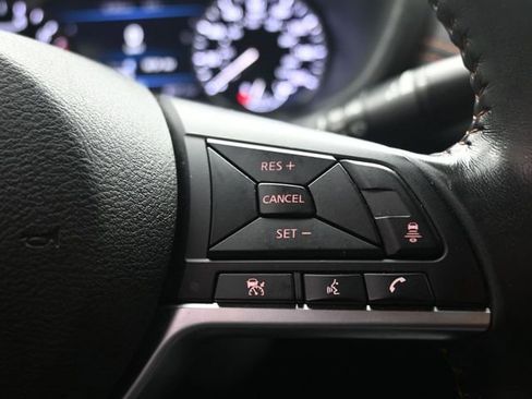 Used 2021 Nissan Sentra SR image 14