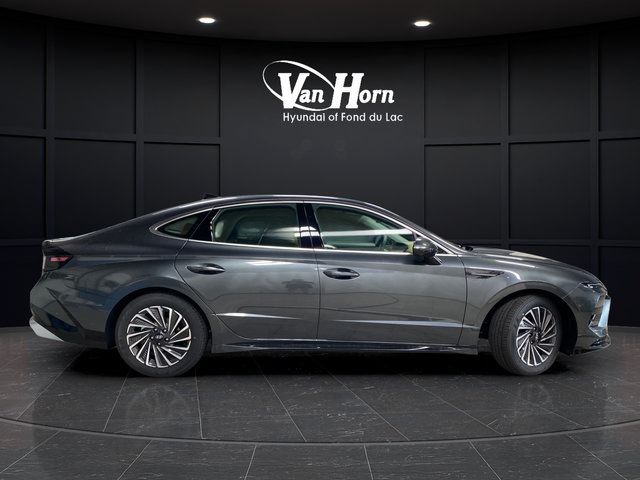 New 2026 Hyundai Sonata Limited FWD image 8