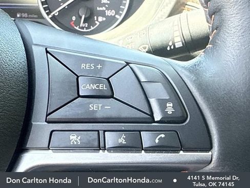 Used 2023 Nissan Sentra SR w/ SR Premium Package FWD image 21