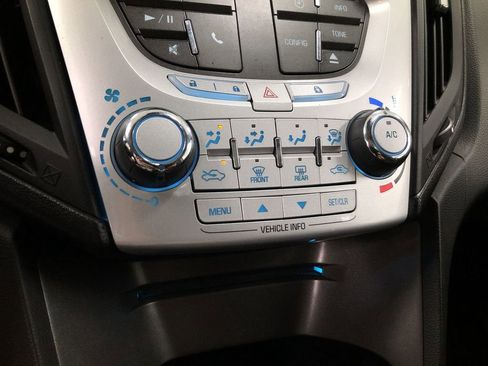 Used 2012 Chevrolet Equinox LT FWD image 18