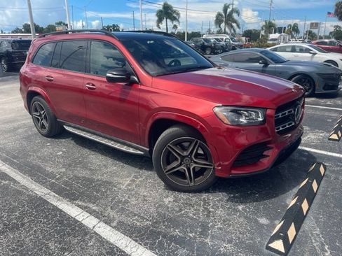 Used 2023 Mercedes-Benz GLS 580 4MATIC image 6