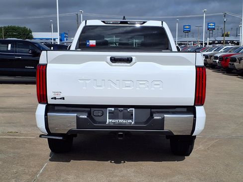 New 2026 Toyota Tundra SR5 w/ TRD Off-Road Premium Package AWD/4WD image 8