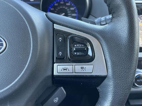 Used 2017 Subaru Outback 3.6R Touring image 31