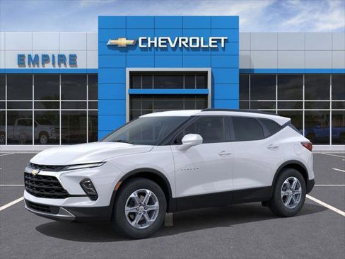 New 2026 Chevrolet Blazer LT w/ Convenience Package image 2