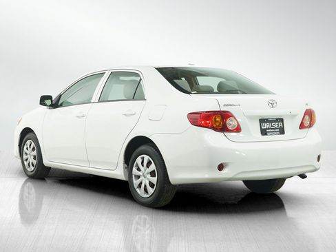 Used 2009 Toyota Corolla S image 3