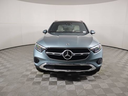 Used 2026 Mercedes-Benz GLC 300 image 2