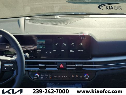 New 2026 Kia Sportage LX FWD image 18