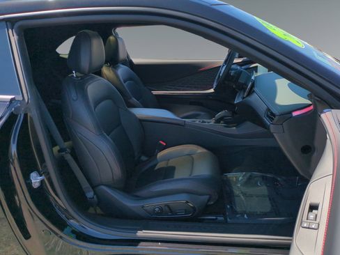 Used 2024 Dodge Charger R/T w/ Plus Group image 15