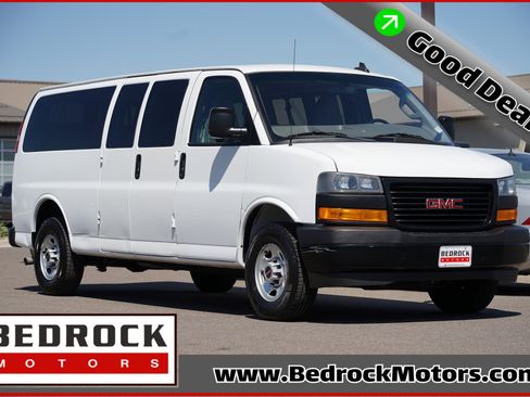 Used 2020 GMC Savana 3500 LS image 1