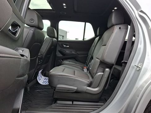 Used 2023 Chevrolet Traverse High Country w/ LPO, Floor Liner Package AWD/4WD image 13