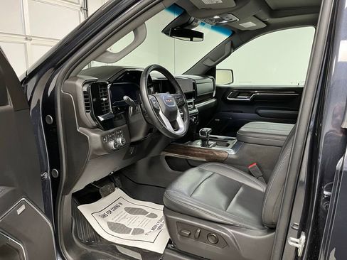 Used 2024 GMC Sierra 1500 Elevation w/ Elevation Premium Package AWD/4WD image 20