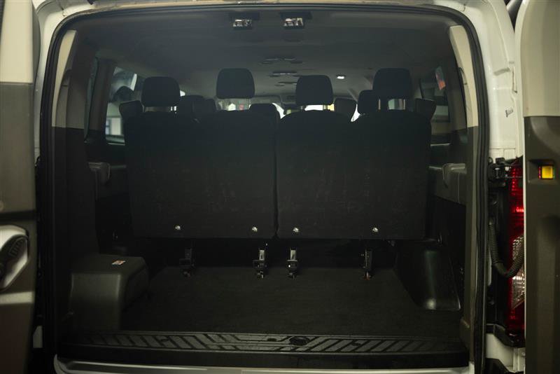 Used 2024 Ford Transit 350 XLT RWD image 7