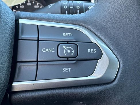 New 2026 Jeep Compass Latitude image 29