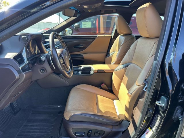 Used 2019 Lexus ES 350 w/ Premium Package FWD image 15