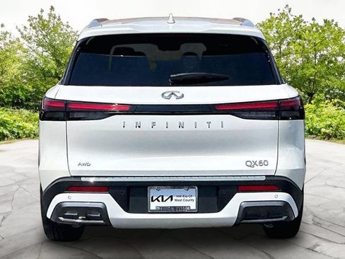 Used 2025 INFINITI QX60 Sensory w/ Cargo Package AWD/4WD image 4