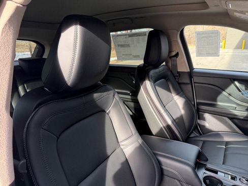 New 2026 Lincoln Corsair Premiere image 22