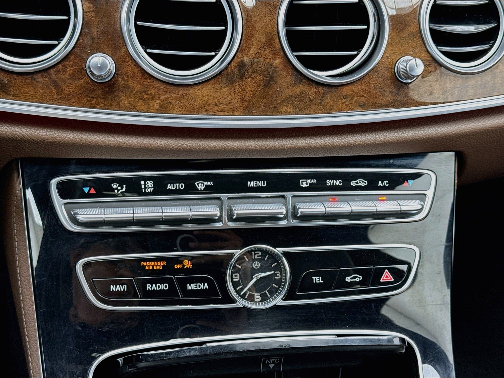 Used 2017 Mercedes-Benz E 300 image 12