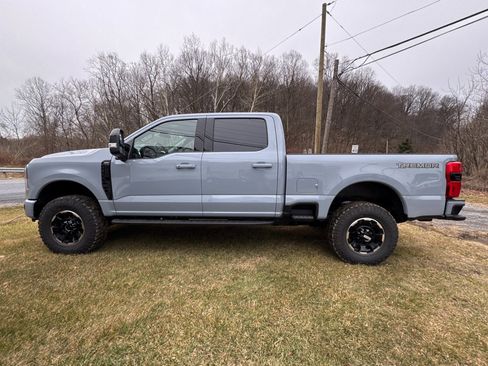 New 2026 Ford F250 Lariat w/ Tremor Off-Road Package AWD/4WD image 9