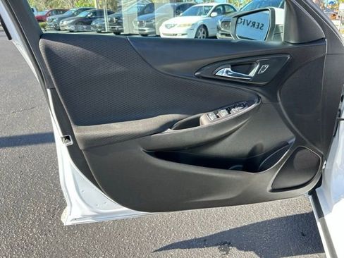 Used 2023 Chevrolet Malibu LS w/ Driver Confidence Package image 12