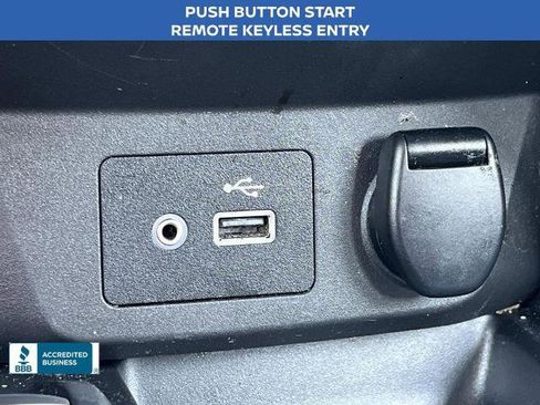 Certified 2021 Nissan Rogue Sport SL w/ Premium Package FWD image 6