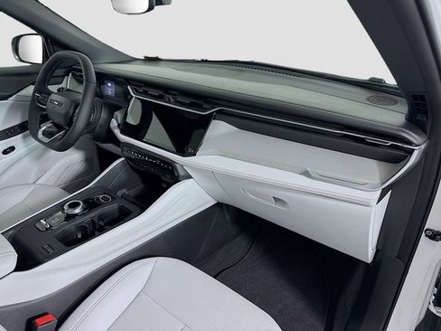 New 2026 Jeep Cherokee Limited AWD/4WD image 28