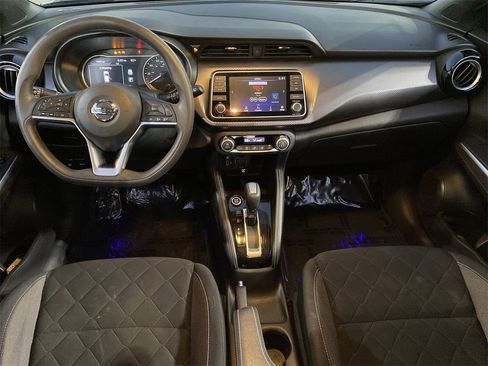 Used 2020 Nissan Kicks SV w/ Exterior Package image 14