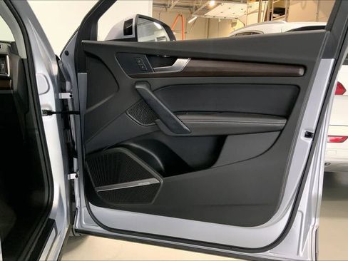 Certified 2023 Audi Q5 2.0T Premium Plus w/ Premium Plus Package image 26