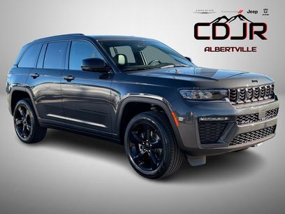 New 2026 Jeep Grand Cherokee Limited w/ Limited Altitude Package