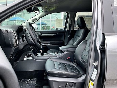 New 2026 Ford Ranger Lariat w/ FX4 Off-Road Package AWD/4WD image 9
