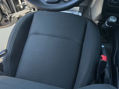 Used 2019 Jeep Wrangler Sport AWD/4WD image 20
