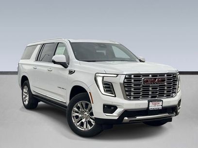 New 2026 GMC Yukon XL Denali w/ Sun & Power Step Package