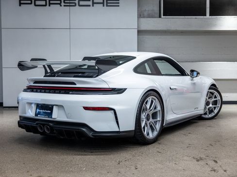 Certified 2025 Porsche 911 GT3 RWD image 8