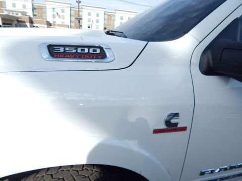 Used 2025 RAM 3500 Limited image 12