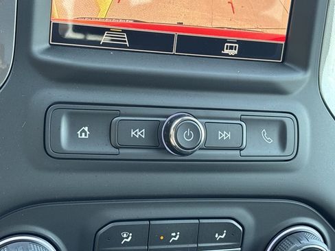 New 2026 Chevrolet Silverado 1500 Custom Trail Boss w/ LPO, Dark Essentials Package AWD/4WD image 31