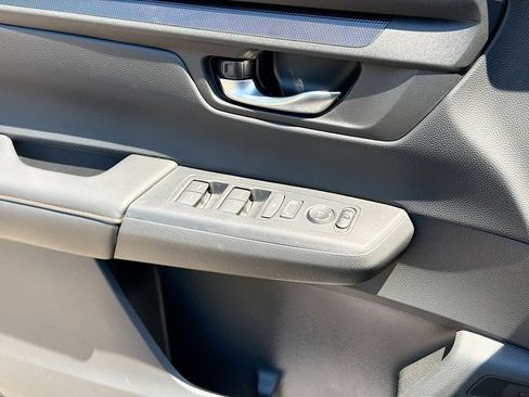 Used 2025 Honda CR-V Sport image 22
