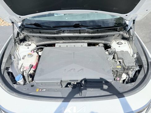 Used 2023 Kia Niro Wind w/ Wind Preserve Package FWD image 34