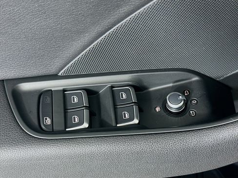 Used 2016 Audi A3 2.0T Premium image 15