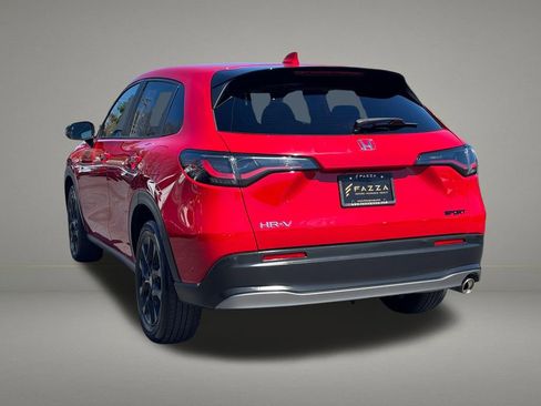 Used 2025 Honda HR-V Sport image 4