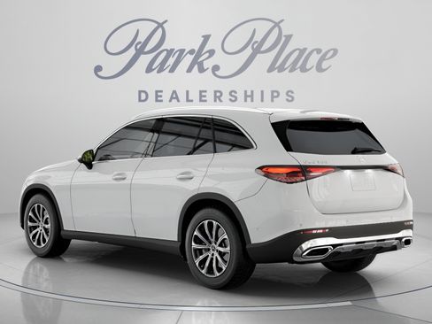 Certified 2026 Mercedes-Benz GLC 300 image 13