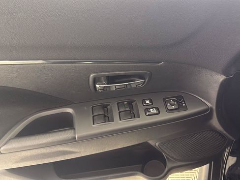 Used 2023 Mitsubishi Outlander Sport ES AWD/4WD image 6