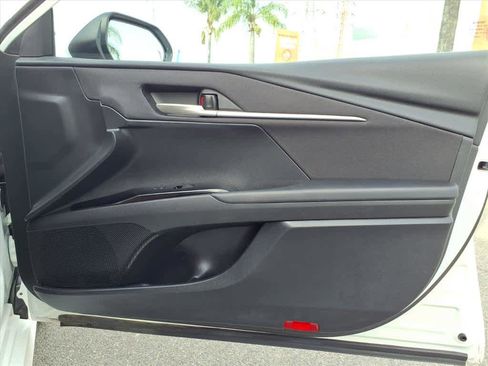 Used 2025 Toyota Camry LE image 24