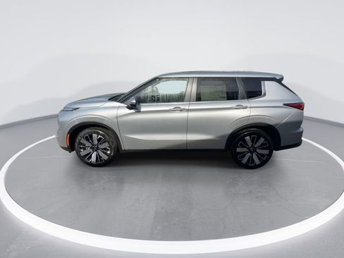 New 2026 Mitsubishi Outlander SE FWD image 5